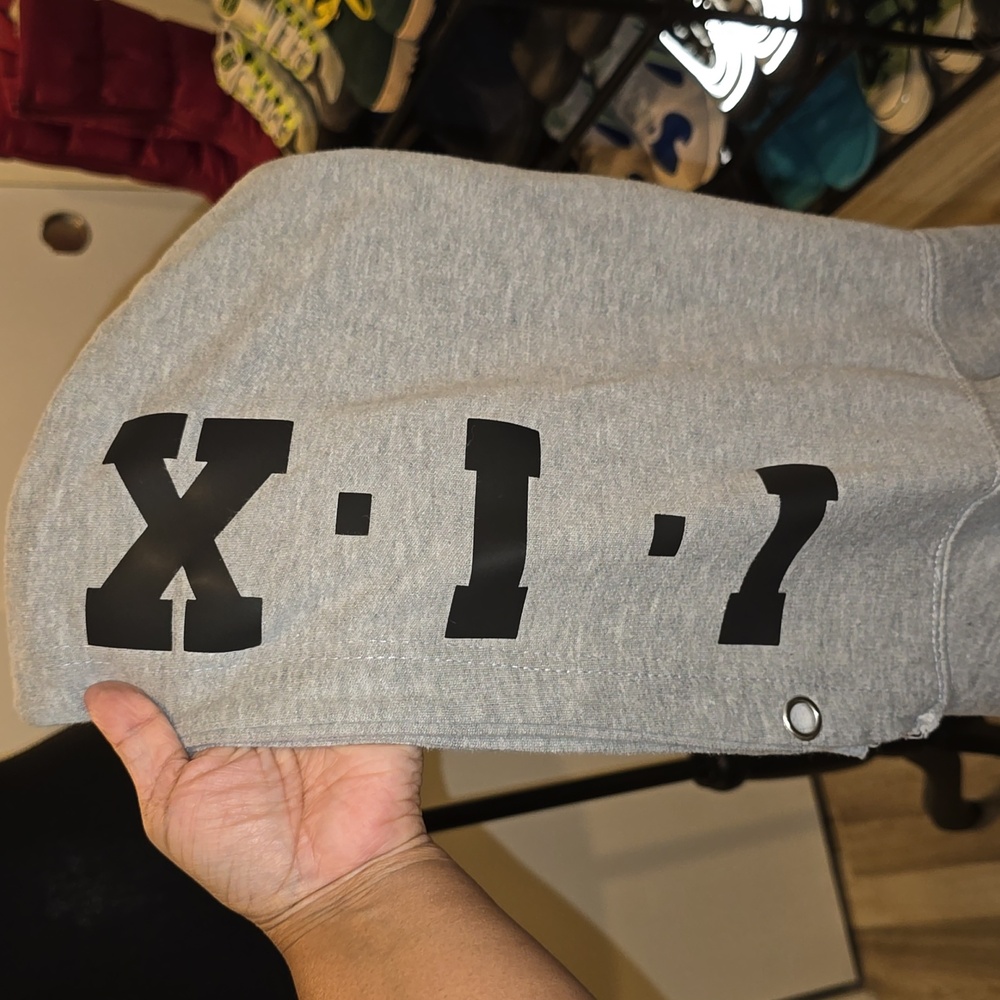 Hoodie - Picture 5 of 6